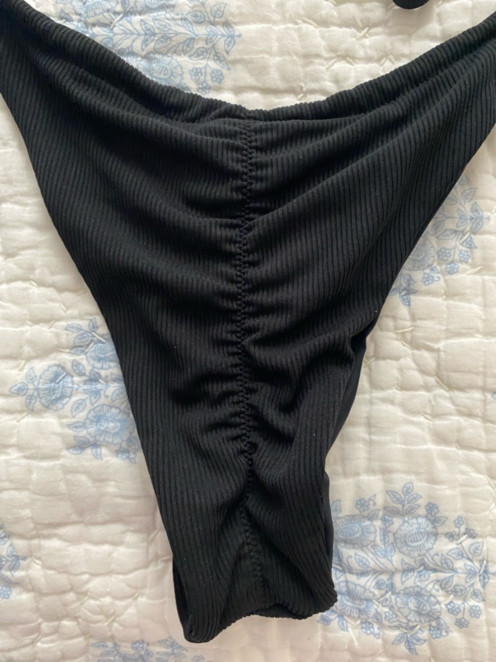 Black Ribbed String Bikini Set - Picture 4 of 4